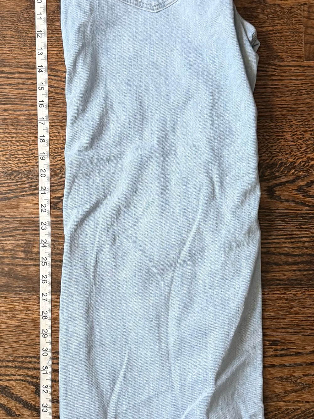 Women's American Eagle Outfitters Light Blue Distressed Relaxed Jeans - Picture 4 of 5
